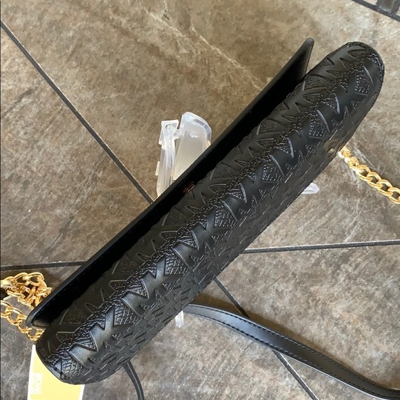 MICHAEL KORS JET SET ITEM LG WALLET ON A CHAIN - Picture 4 of 16